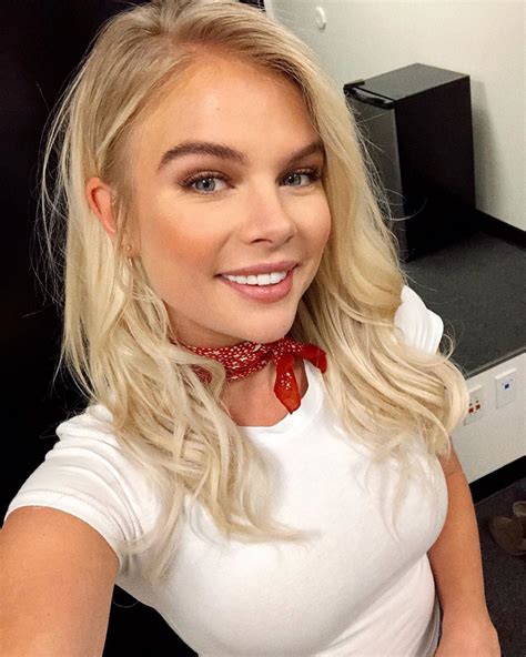 kelli goss (@kelligoss) • Instagram photos and videos